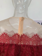 Carica l&#39;immagine nel visualizzatore di Gallery, Runway Mesh Ruffles Dress
