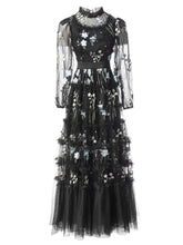 Carica l&#39;immagine nel visualizzatore di Gallery, Runway Embroidery Mesh Ruffles Dress