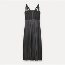 Load image into Gallery viewer, Pleated Sling Sleeveless Slim Long Dress