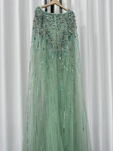 Carica l&#39;immagine nel visualizzatore di Gallery, Luxury Cape Crystal Formal Gown