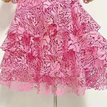 Carregar imagem no visualizador da galeria, Lace Tiered Ruffle Dress
