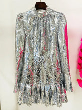 Carregar imagem no visualizador da galeria, High Collar Silver Sequins Dress