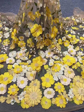Carica l&#39;immagine nel visualizzatore di Gallery, Lace Flower Applique Dress