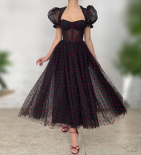 Charger l&#39;image dans la galerie, Hearts Tulle Tea-Length Dress