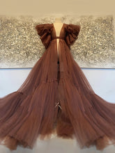 Charger l&#39;image dans la galerie, Maternity Sheer Ruffled Tulle Robe Dress