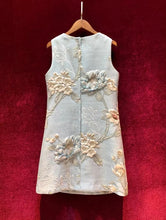 Carregar imagem no visualizador da galeria, Rose Flower Jacquard A Line Dress