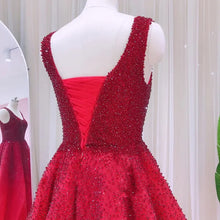 Carregar imagem no visualizador da galeria, Crystal A-Line Ball Gown