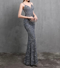 Charger l&#39;image dans la galerie, Sequin Fitted Mermaid Gown
