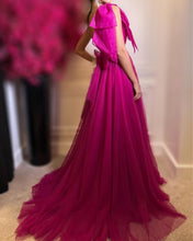 Carregar imagem no visualizador da galeria, OneShoulder Tulle Prom Gowns