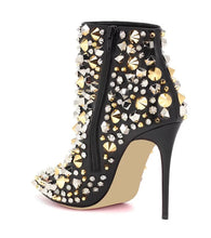 Carregar imagem no visualizador da galeria, Rivets Studded Ankle Boots