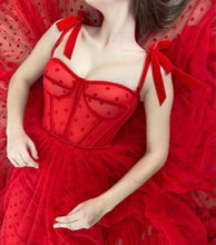 Carica l&#39;immagine nel visualizzatore di Gallery, Sweetheart Bow Doted Tulle Dress