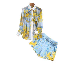 Charger l&#39;image dans la galerie, Lapel Ruffle Shirt Print Shorts Set