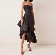 Carregar imagem no visualizador da galeria, Taffeta Ruffles Asymmetric Dress