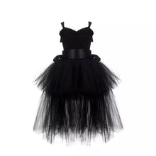 Carregar imagem no visualizador da galeria, Flower Girl Dress