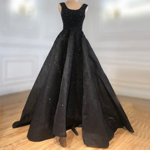 Charger l&#39;image dans la galerie, Crystal A-Line Ball Gown