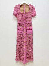 Carica l&#39;immagine nel visualizzatore di Gallery, Pink Square Collar Lace Mid-length Dress