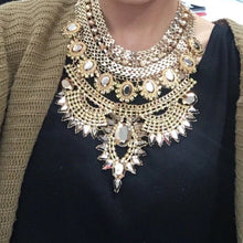 Load image into Gallery viewer, Crystal Choker Necklace