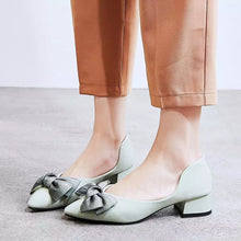 Load image into Gallery viewer, Bow SlipOn Chunky Heels Pumps