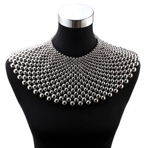 Imitation Pearls Chunky Necklace