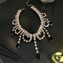 Charger l&#39;image dans la galerie, Black Water Drop Crystal Necklace