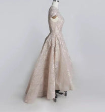 Cargar imagen en el visor de la galería, Lace Beaded High Neck Luxury Gowns
