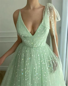 Hearty Long Tulle Prom Gown