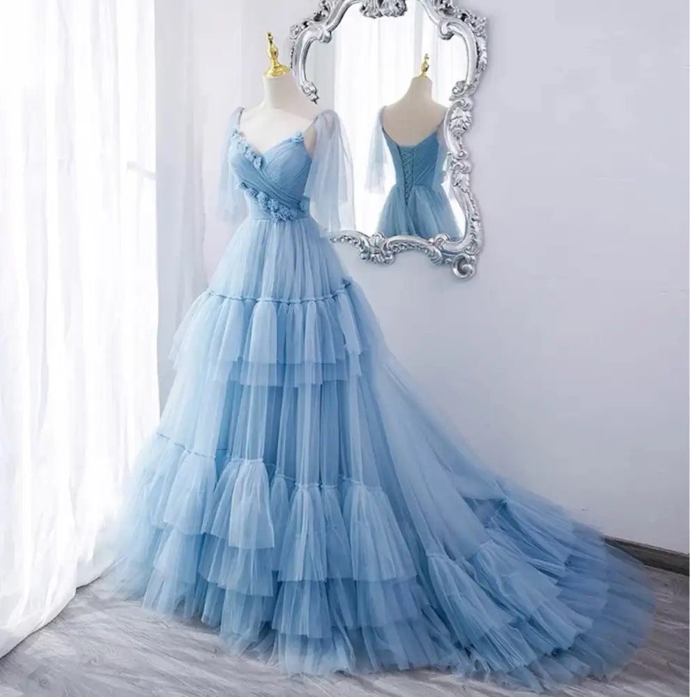 Tulle Tiered Flowers Train Prom Gown