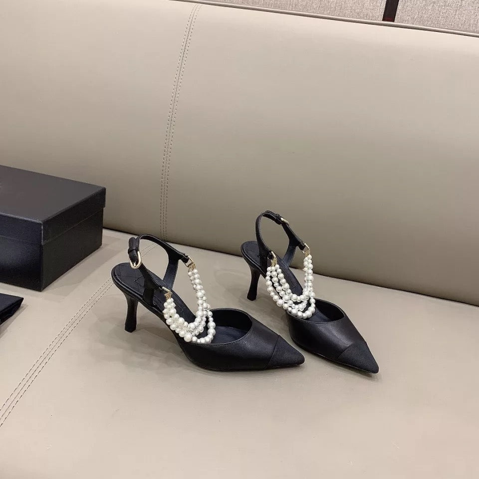 String Bead Pointed Toe Heels