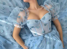 Load image into Gallery viewer, Hearty Tulle Puff Sleeves Prom Gowns