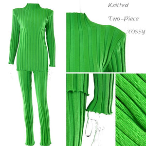 Knitted Solid Sweater Pant Suit