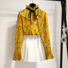 Cargar imagen en el visor de la galería, Ruffles Floral Shirt and Pleated Skirt Sets