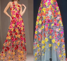 Cargar imagen en el visor de la galería, Halter Colourful Embroidery Dresses