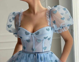 Hearty Tulle Puff Sleeves Prom Gowns