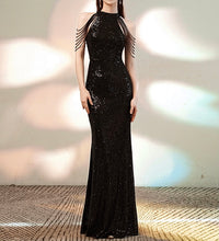 Carica l&#39;immagine nel visualizzatore di Gallery, Beaded Tassel Mermaid Gown