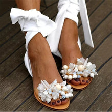 Load image into Gallery viewer, Lace Up Beads Flower Sandal