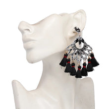 Cargar imagen en el visor de la galería, Handmade Dangle Tassel Earrings