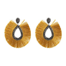 Carregar imagem no visualizador da galeria, Silk Tassel Rhinestone Bohemia Earrings