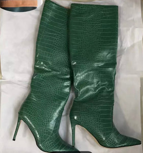 Pointed Slipon Tube Boots