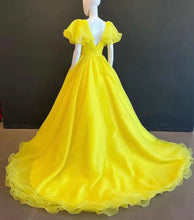 Carregar imagem no visualizador da galeria, Organza Short Sleeves Prom Dress