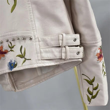 Cargar imagen en el visor de la galería, Floral Embroidery Faux Leather Jacket