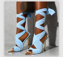Load image into Gallery viewer, Cross-Tied Sandals
