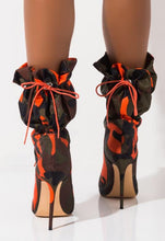 Charger l&#39;image dans la galerie, Stilettos Camouflage Ankle Boots