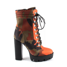 Cargar imagen en el visor de la galería, Camouflage Boots