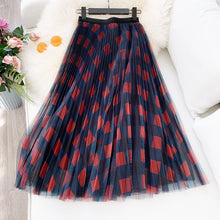Load image into Gallery viewer, Long Pleated A Line Tulle Skirt