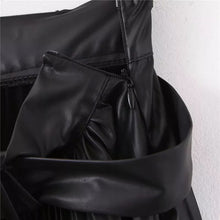 Cargar imagen en el visor de la galería, Stylish PU Leather Pleated Skirt with Belt