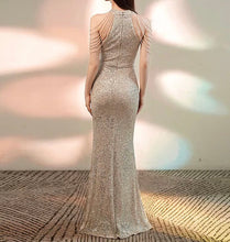 Carregar imagem no visualizador da galeria, Beaded Tassel Mermaid Gown