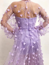 Charger l&#39;image dans la galerie, Lace Flower Lilac Tie-Up Gown