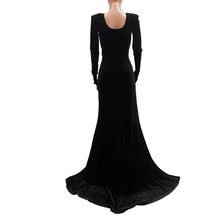 Carica l&#39;immagine nel visualizzatore di Gallery, Velvet Slash Neck Gown