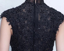 Cargar imagen en el visor de la galería, Lace Embroidery Beaded Evening Dress