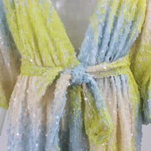 Cargar imagen en el visor de la galería, Lantern Sleeve Wrap Sequin Dress